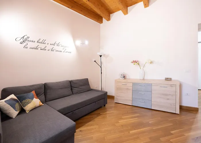 Cocciu D'Amuri Central Spacious And Comfortable